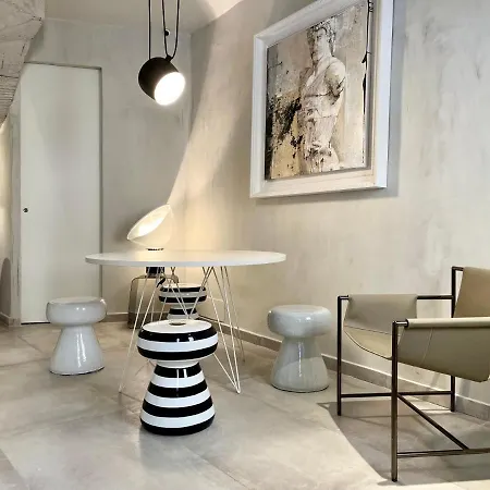 Don Diego Luxury Πανσιόν