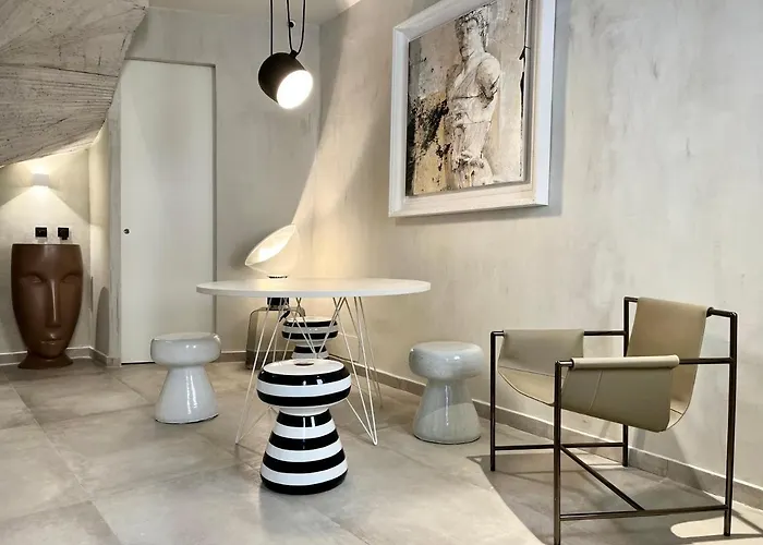 Don Diego Luxury Πανσιόν