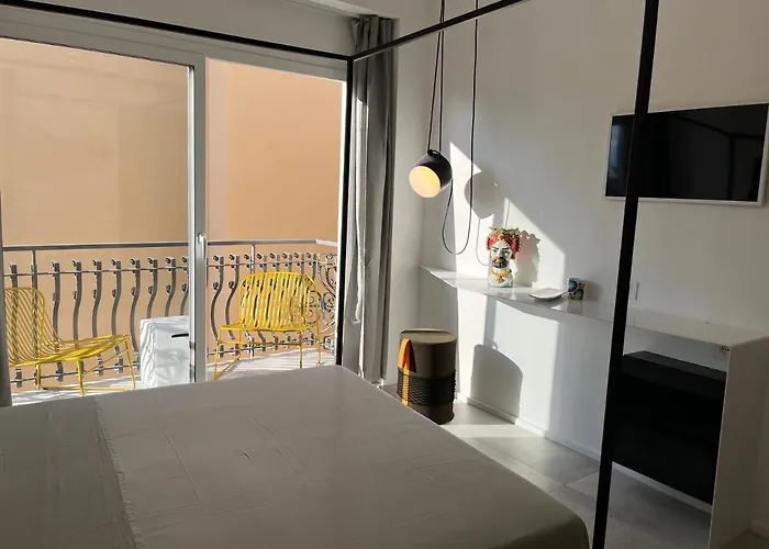 Don Diego Luxury Πανσιόν