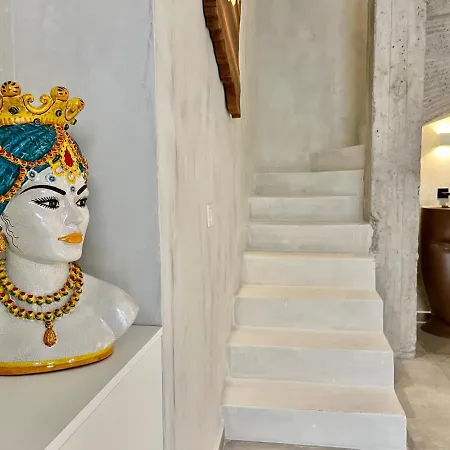 Don Diego Luxury בית הארחה 4*